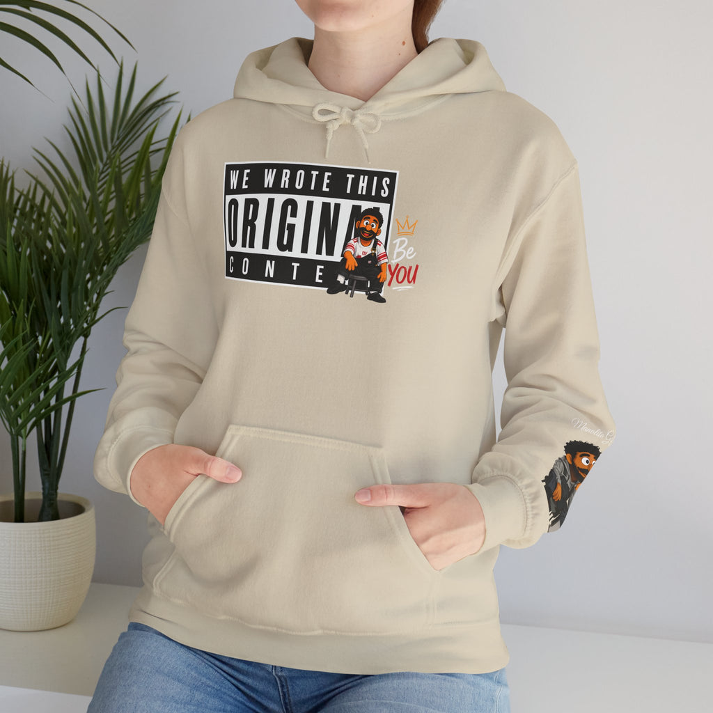 Manolito on the Sleeve - Unisex Heavy Blend™ Hooded Sweatshirt