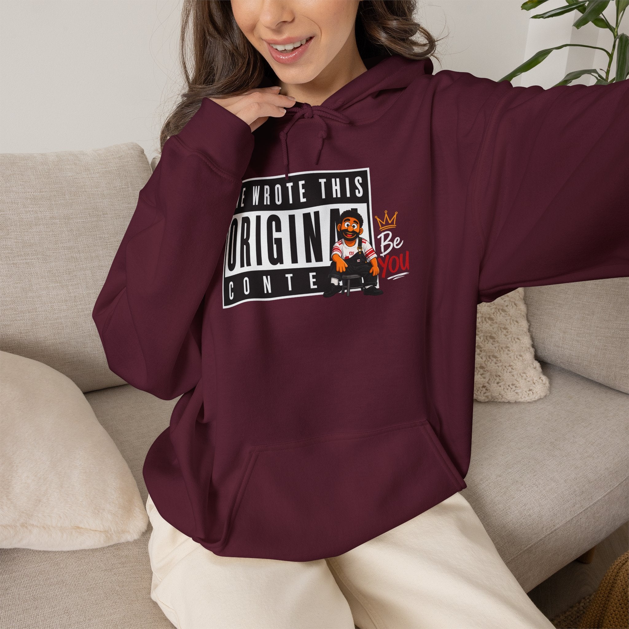 Manolito on the Sleeve - Unisex Heavy Blend™ Hooded Sweatshirt
