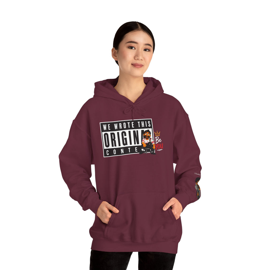 Manolito on the Sleeve - Unisex Heavy Blend™ Hooded Sweatshirt