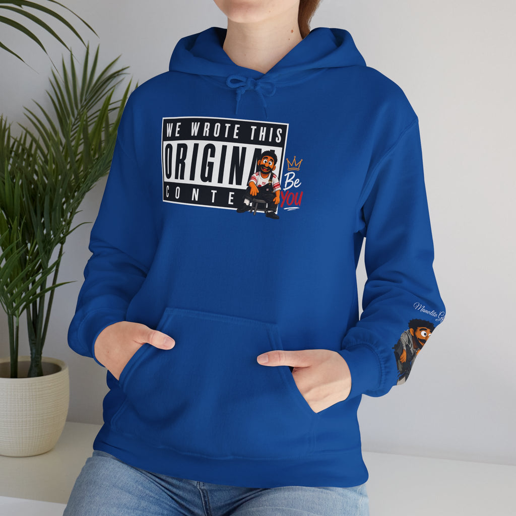 Manolito on the Sleeve - Unisex Heavy Blend™ Hooded Sweatshirt