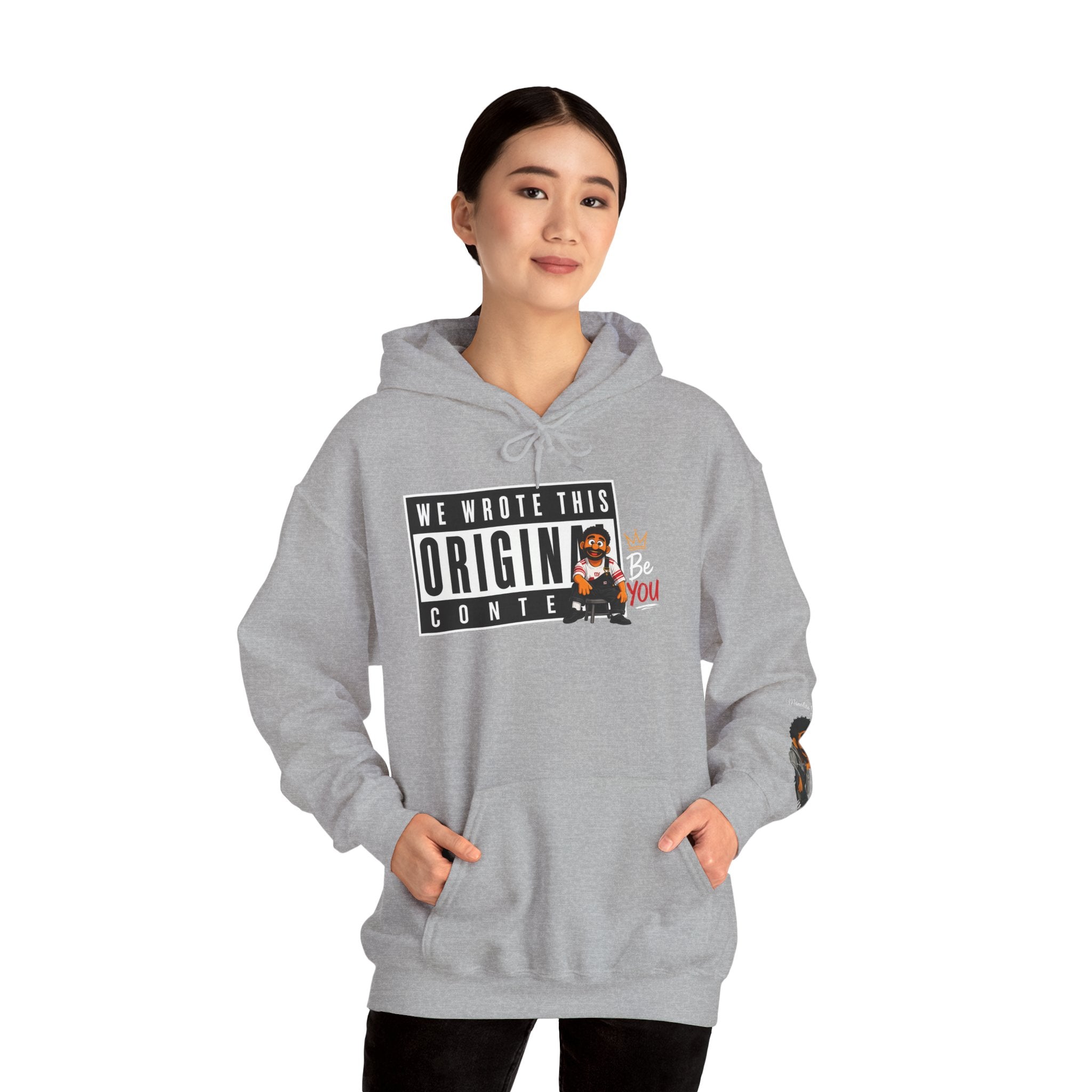 Manolito on the Sleeve - Unisex Heavy Blend™ Hooded Sweatshirt