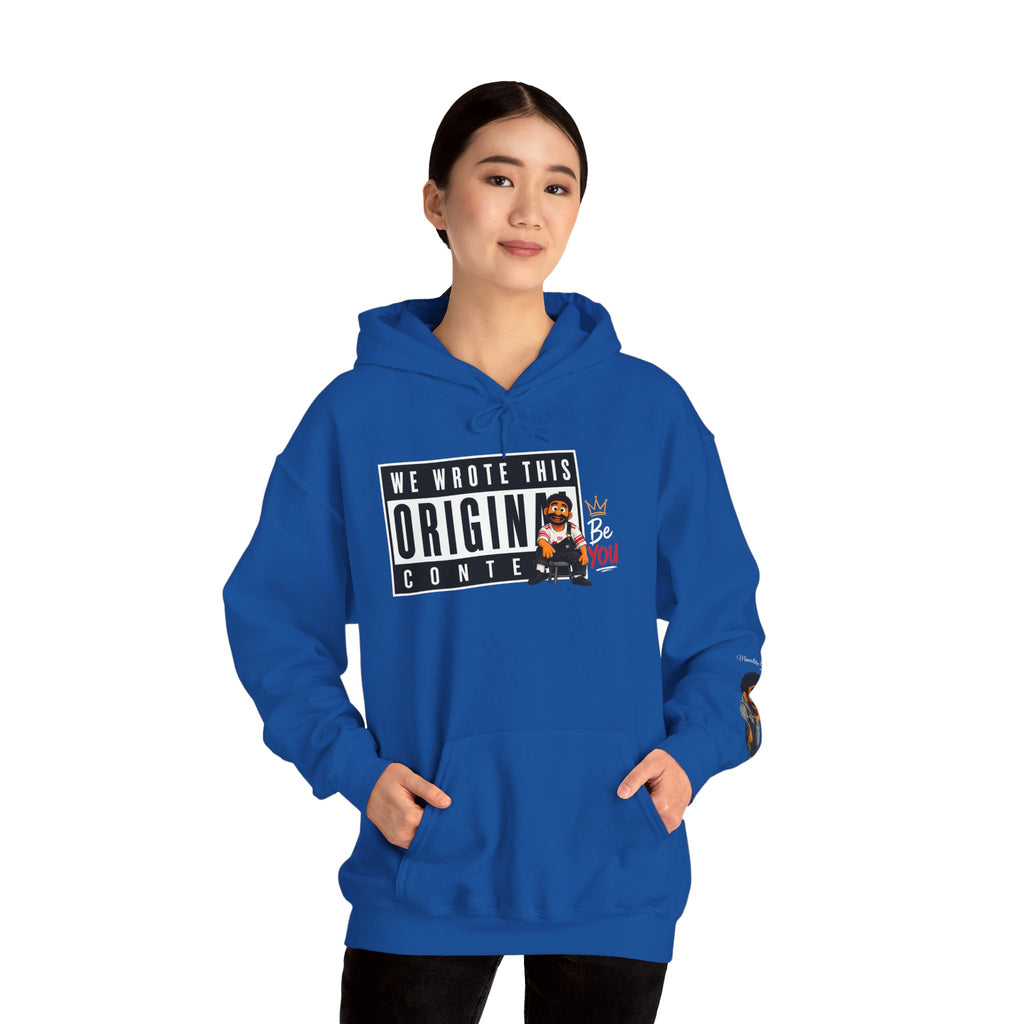 Manolito on the Sleeve - Unisex Heavy Blend™ Hooded Sweatshirt