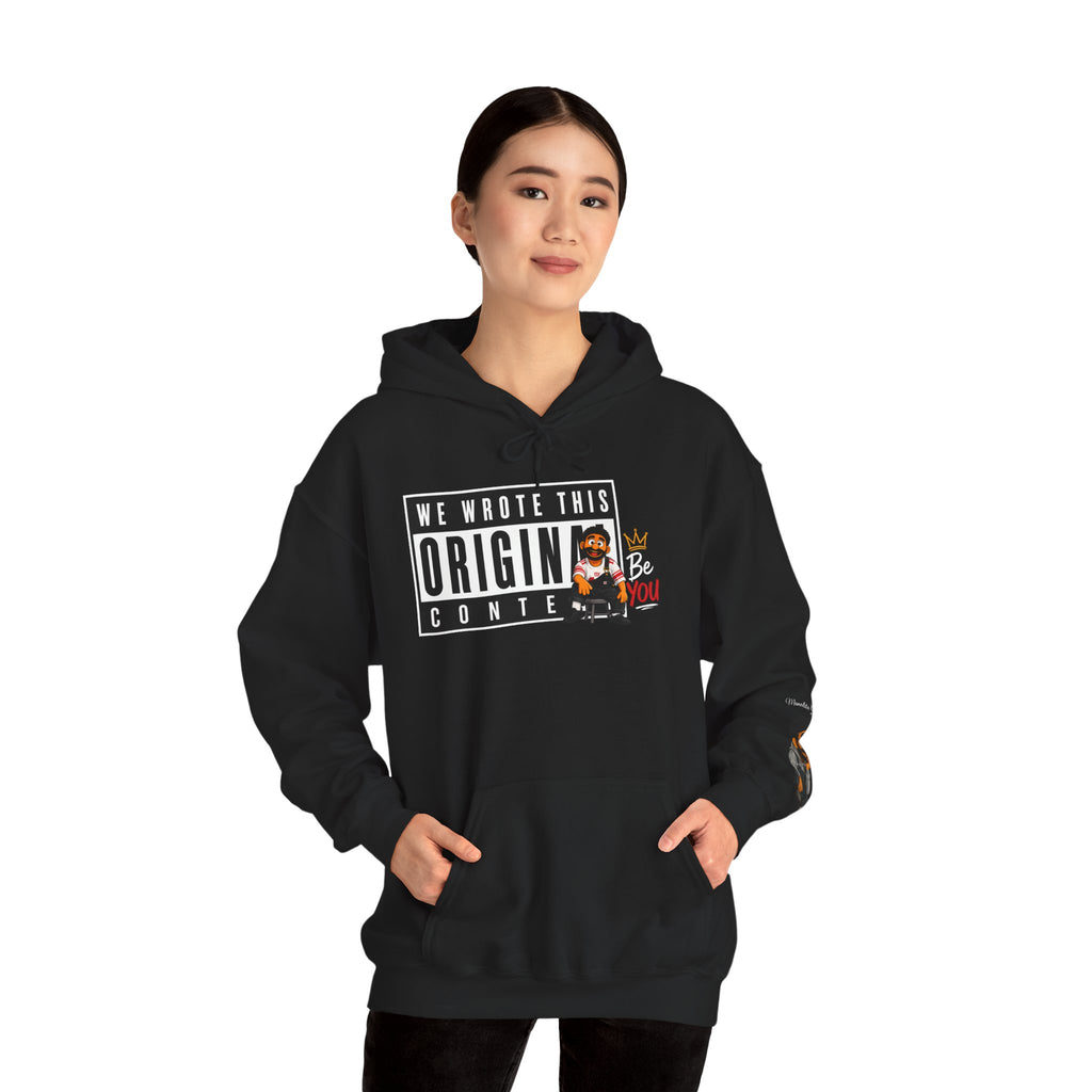 Manolito on the Sleeve - Unisex Heavy Blend™ Hooded Sweatshirt