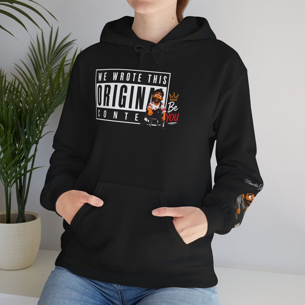 Manolito on the Sleeve - Unisex Heavy Blend™ Hooded Sweatshirt