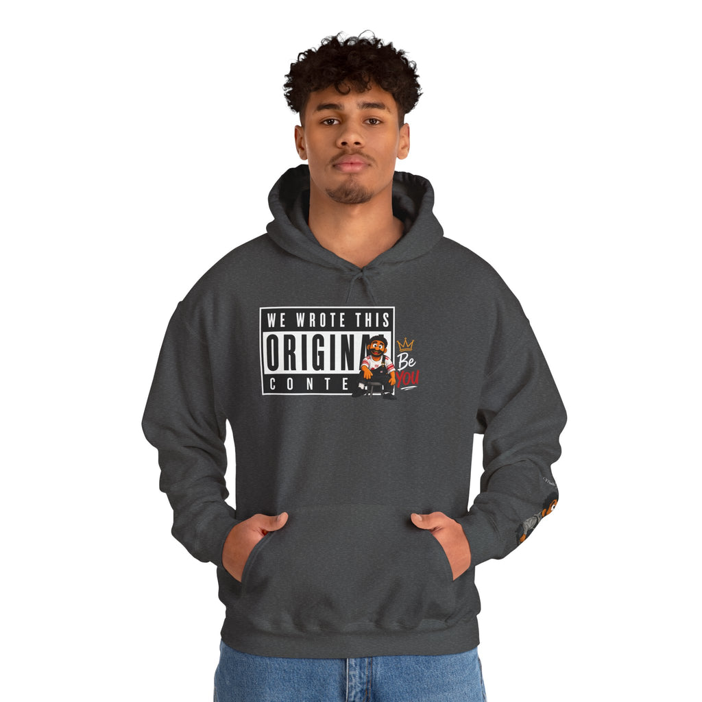 Manolito on the Sleeve - Unisex Heavy Blend™ Hooded Sweatshirt
